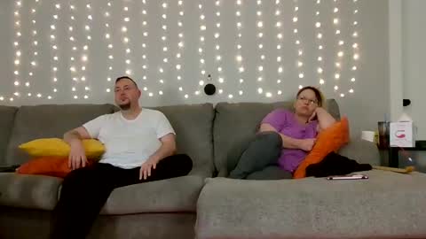 Victoria and Jesse online show from January 2, 2025, 9:54 am