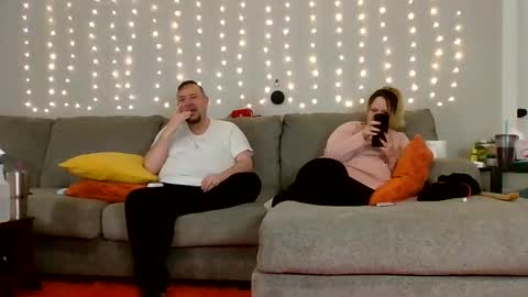 Victoria and Jesse online show from January 4, 2025, 7:34 am