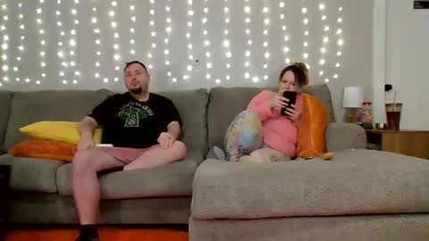 Victoria and Jesse online show from February 7, 2025, 2:15 pm