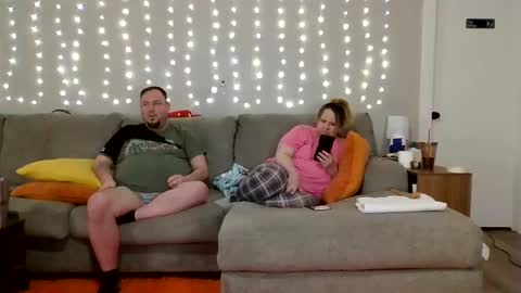 Victoria and Jesse online show from February 14, 2025, 12:57 pm