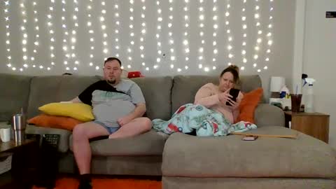 Victoria and Jesse online show from February 16, 2025, 12:43 pm