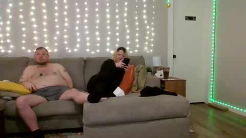 Victoria and Jesse online show from September 13, 2025, 2:33 am