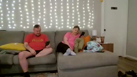 Victoria and Jesse online show from October 2, 2025, 1:12 am