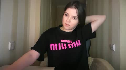 Snapshot of victoriadaily chatting on December 22, 2025, 8:17 pm victoriadaily online show from December 22, 2025, 8:17 pm