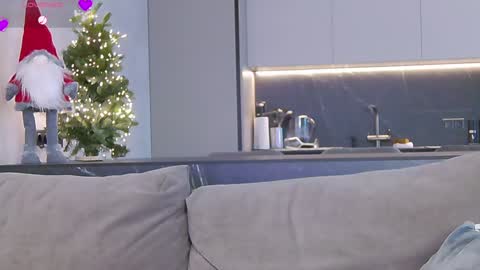 Snapshot of victoriafalls chatting on January 1, 2025, 1:05 pm Miss V online show from January 1, 2025, 1:05 pm