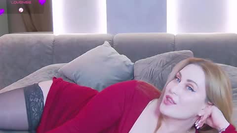 Snapshot of victoriafalls chatting on February 23, 2025, 8:33 pm Miss V online show from February 23, 2025, 8:33 pm