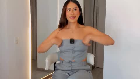 Snapshot of victoriafit7 chatting on October 5, 2025, 1:26 am Vcitoria online show from October 5, 2025, 1:26 am