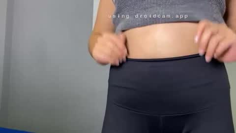 Snapshot of victorialeens chatting on January 11, 2026, 1:21 am VICTORIA online show from January 11, 2026, 1:21 am