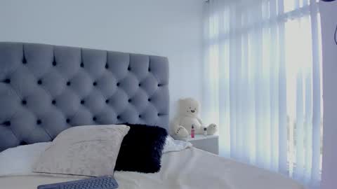 Victoria online show from September 13, 2025, 11:43 am