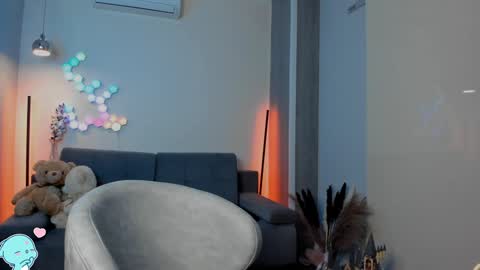 Snapshot of victorias_world chatting on December 13, 2024, 9:09 pm Viktoria online show from December 13, 2024, 9:09 pm