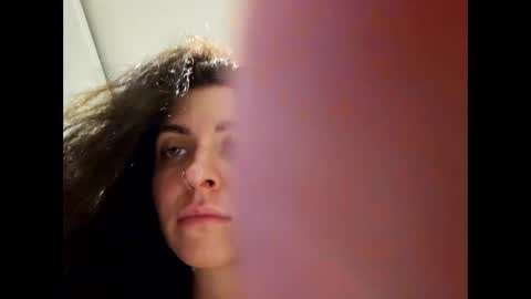 Snapshot of victorias_world chatting on January 23, 2025, 8:57 am Viktoria online show from January 23, 2025, 8:57 am