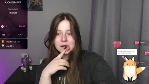 victoriassecrets_ online show from April 12, 2026, 5:40 pm