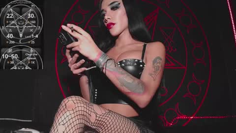 Victoria Vampire online show from February 7, 2025, 2:40 am