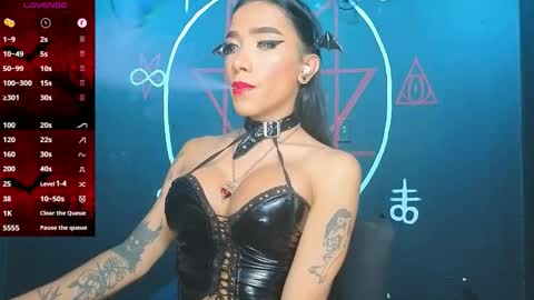 Victoria Vampire online show from November 13, 2025, 6:18 pm