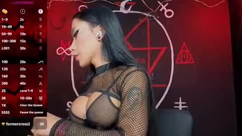 Victoria Vampire online show from November 20, 2025, 6:40 pm