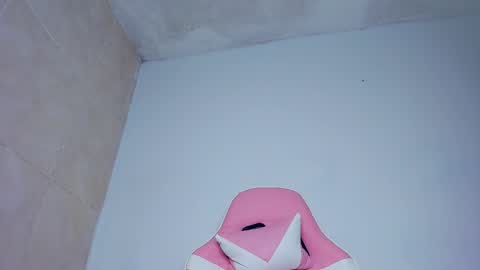 samantha victoria hall online show from February 16, 2025, 3:37 am