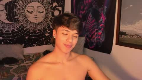 Victorino Jhonson online show from December 12, 2024, 6:21 pm