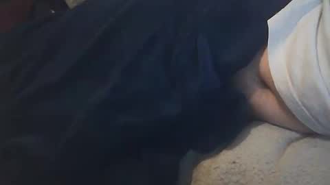 vicvictoree online show from December 23, 2025, 6:11 am