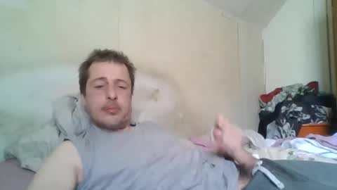 vids1977 online show from February 26, 2025, 6:21 pm