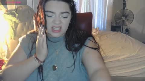 viennavisabelle online show from September 24, 2025, 7:39 pm