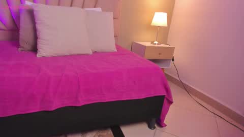 Victoria  online show from February 26, 2026, 11:53 am