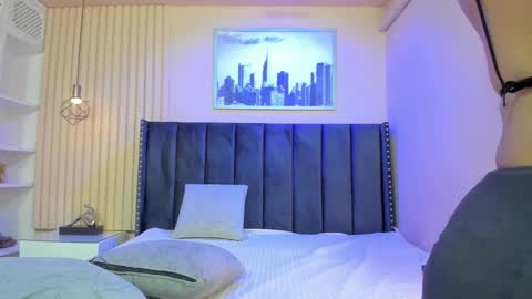 Viiolett online show from March 28, 2026, 7:57 pm