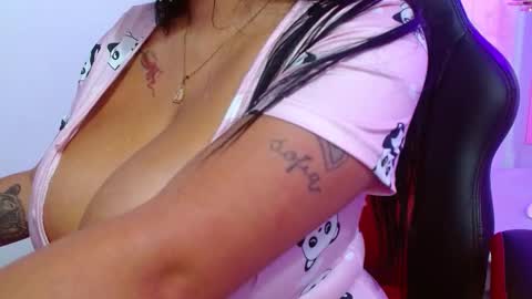 viioleta online show from March 9, 2026, 12:31 pm