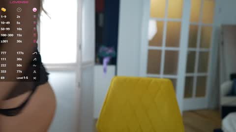 vika54784 online show from February 8, 2025, 6:43 am