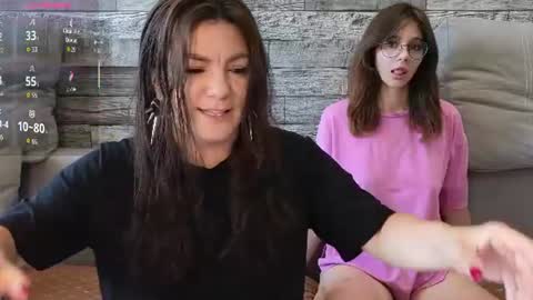 Snapshot of vika_loves_you chatting on July 17, 2026, 3:57 am follow my fansly online show from July 17, 2026, 3:57 am