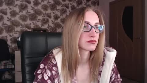 Vika online show from February 11, 2025, 5:40 pm