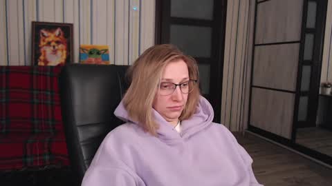 Vika online show from April 25, 2026, 8:39 pm