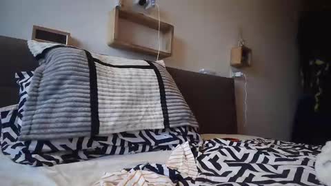 Snapshot of viking8819 chatting on October 21, 2025, 10:49 am viking8819 online show from October 21, 2025, 10:49 am