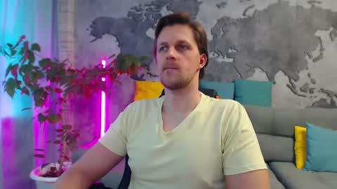 vikingchrisss online show from March 26, 2026, 10:10 am