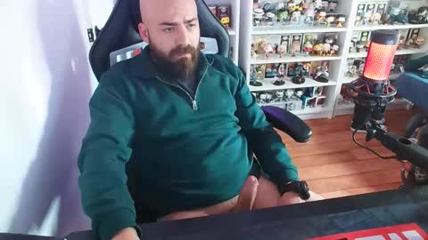 vikingc0ck online show from April 10, 2026, 3:28 pm