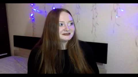 vikippink online show from October 15, 2025, 10:37 am