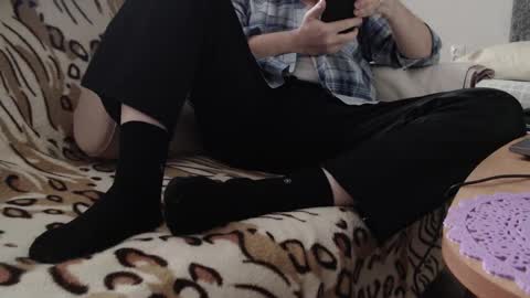 viknik16cm online show from December 2, 2024, 7:25 am