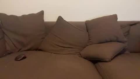 viktoras32 online show from September 21, 2025, 4:52 pm