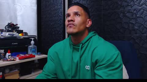 Viktor Herrera online show from January 10, 2025, 12:06 am