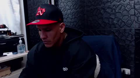 Viktor Herrera online show from February 5, 2025, 1:15 am