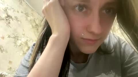 Sweett online show from March 31, 2026, 8:53 pm