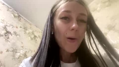 Sweett online show from May 10, 2026, 2:06 am