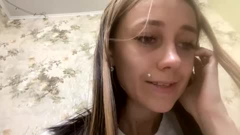 Sweett online show from June 1, 2026, 2:24 am