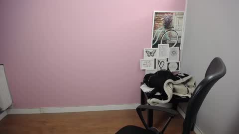 viktoria_lovely online show from January 18, 2025, 9:34 am