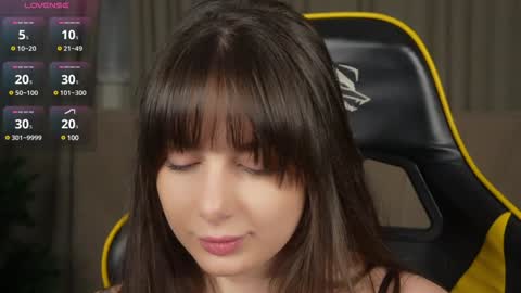 Alisa online show from December 15, 2024, 4:26 pm