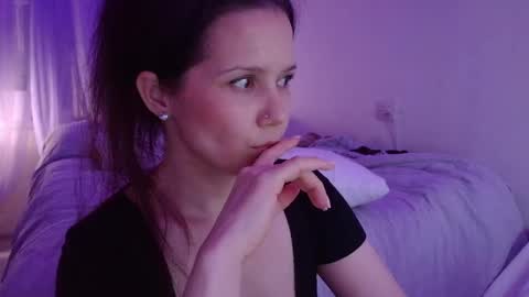 viktoriakiss online show from May 19, 2026, 10:27 pm