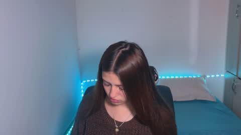 Snapshot of viky_evanss chatting on June 17, 2026, 7:26 pm viky_evanss online show from June 17, 2026, 7:26 pm