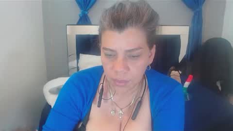 VIKY ADAMS online show from February 4, 2025, 12:33 pm