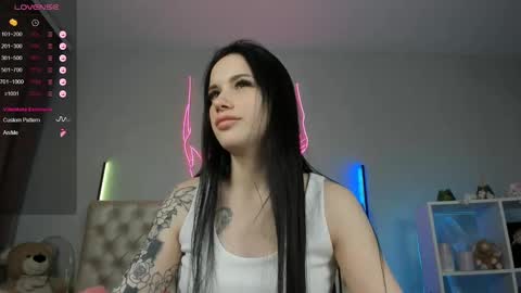 Snapshot of villy_billy chatting on March 3, 2025, 7:39 pm Hey sweetyIam Ariel 3 Ready to play with you online show from March 3, 2025, 7:39 pm