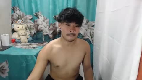 Snapshot of vin_17 chatting on September 28, 2025, 12:10 pm Call me Marvin online show from September 28, 2025, 12:10 pm