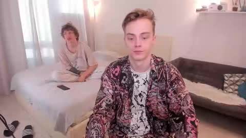 Dimoooooon online show from November 4, 2025, 11:42 am